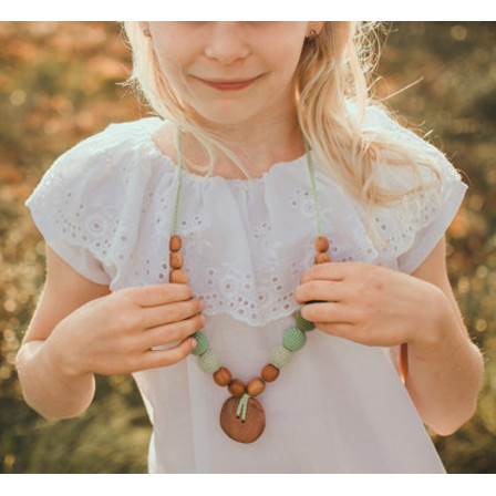 Button necklace in all shades of Green, Oak Wood Kangaroocare