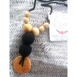Collier portage et allaitement noir beige
