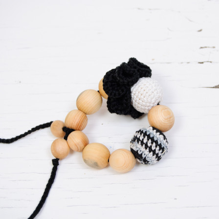 Teething ring Bracelet Black and Zebra Kangaroocare