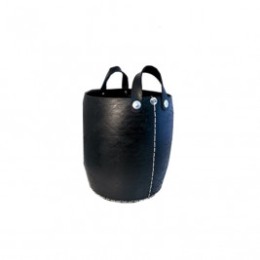 Packed rights to handles tyre recycled Tadé