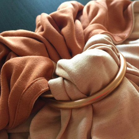 Love Radius (JPMBB) PESN Nude/Caramel Écharpe de Portage Sling