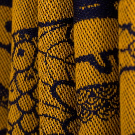 Lennylamb Sling Under The Leaves Golden Autumn - baby carrier Sling