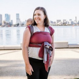 Fidella Lines - red baby wrap