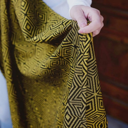 Little Frog Baby wrap - Golden Cube