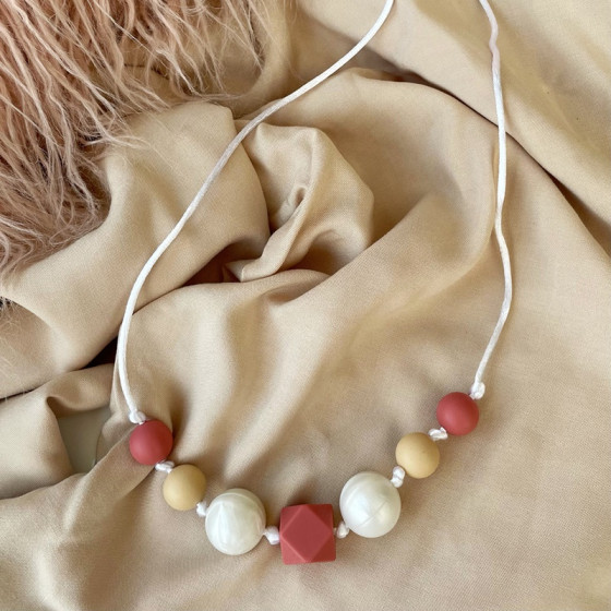 Collier de portage Pearl en silicone alimentaire