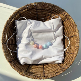 Love And Carry Marshmallow Collier de portage en silicone alimentaire
