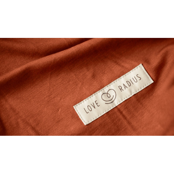 Love Radius (JPMBB) PESN Fawn/Burgundy Red baby carrier Sling