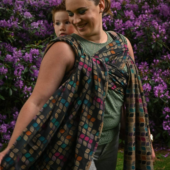 Yaro Petals Duo Black Camel Rainbow Wool Silk Seacell - Ring Sling tissé
