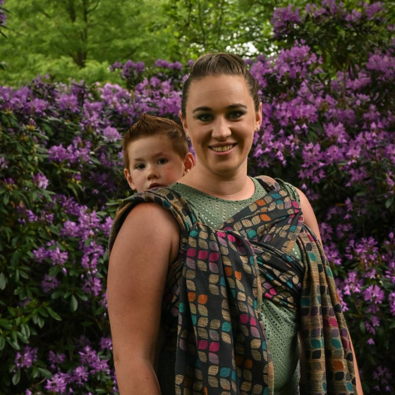 Yaro Petals Duo Black Camel Rainbow Wool Silk Seacell - Ring Sling tissé