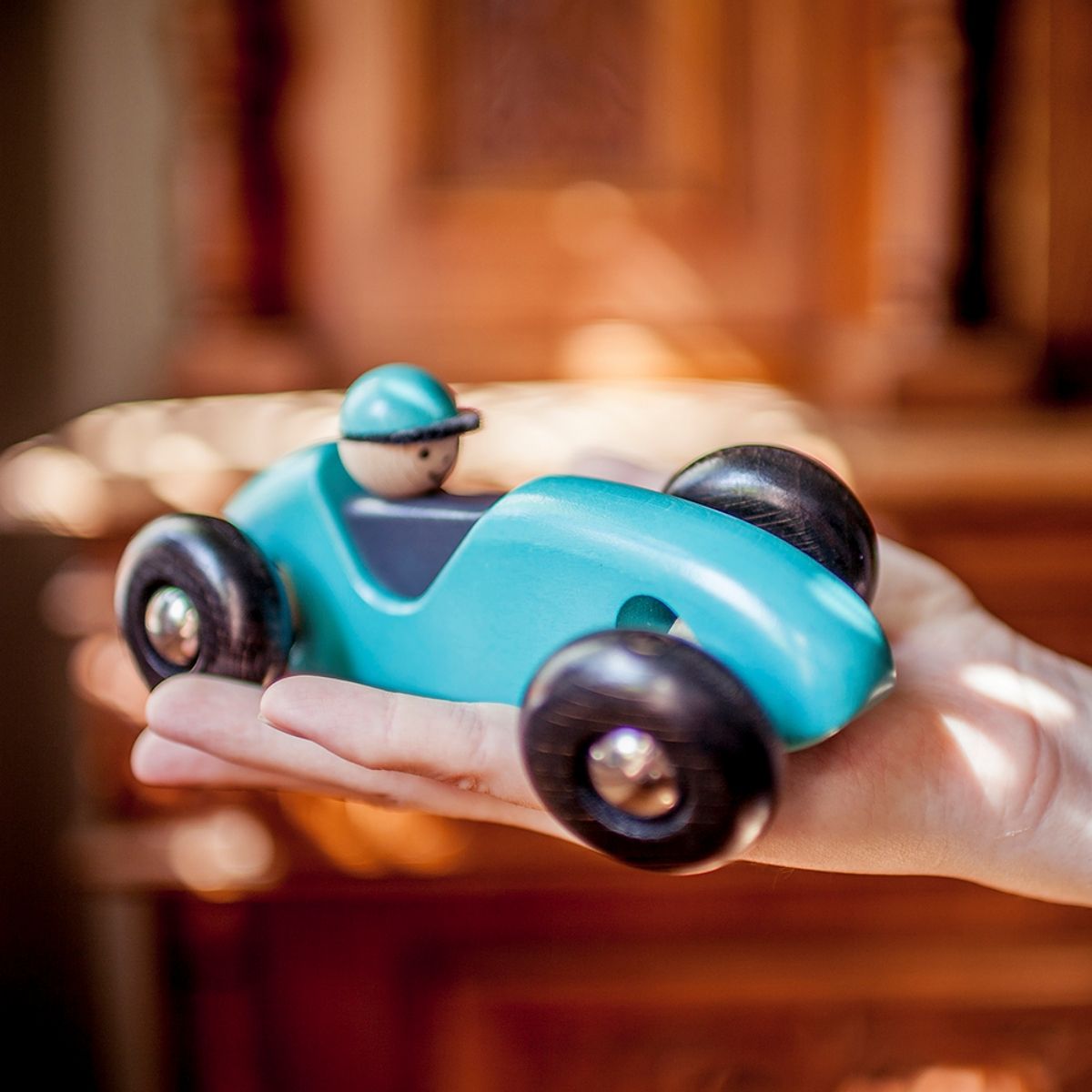Petites voitures & autres véhicules jouets
