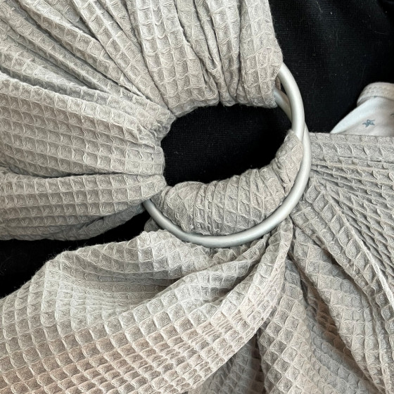 Naturioù Ring Sling Gaufré Gris Clair - écharpe de portage sans nœud
