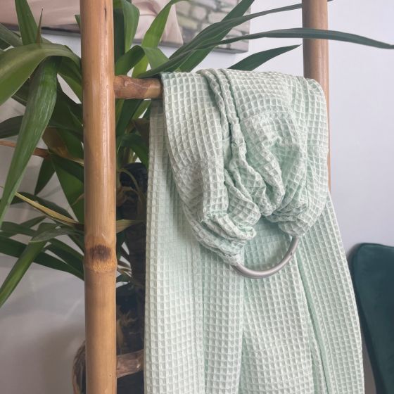 Naturioù Ring Sling Gaufré Vert- écharpe de portage sans nœud