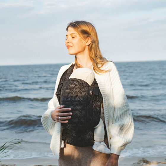 Love and Carry ONE Urban - Ergonomic Babycarrier