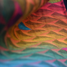 Yaro Kite Trinity Red Green Blue Double Rainbow - Ring Sling tissé