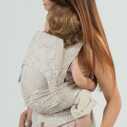 Isara Quick Half Buckle Majestic Ivory Forest - porte-bébé Meï-taï Hybride