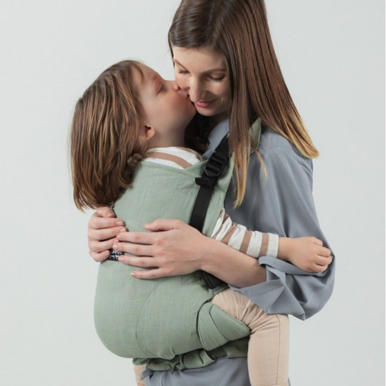 Isara The One Sage Green Linen - porte-bébé en lin