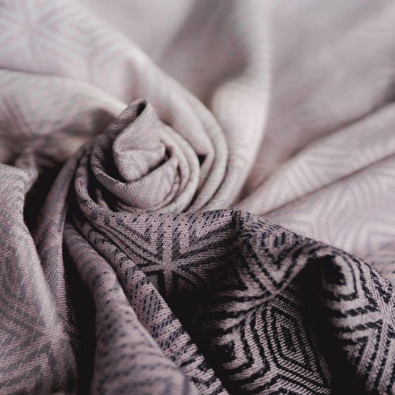 Little Frog Tencel Charmy Cube baby wrap