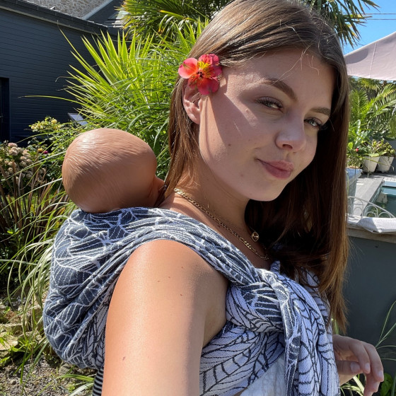 Naturiou Navy Leaves - Baby wrap
