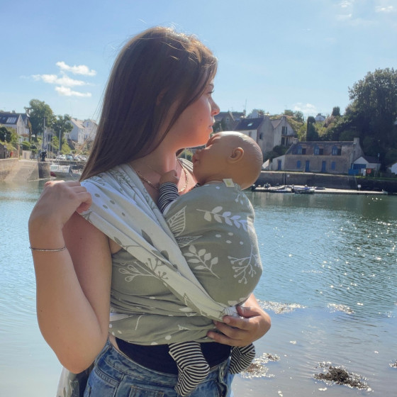 Naturiou Botany Almond Green - Baby wrap