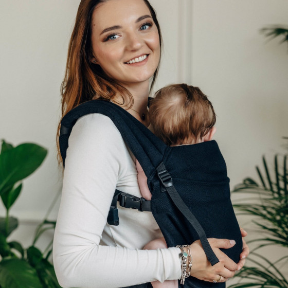 LennyLamb LennyLight Little Herringbone Ebony Black - Porte-bébé Nouveau-né noir