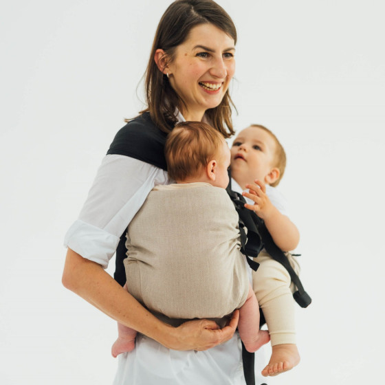 LennyLamb LennyTwin Peanut Butter -  adjustable twin carrier