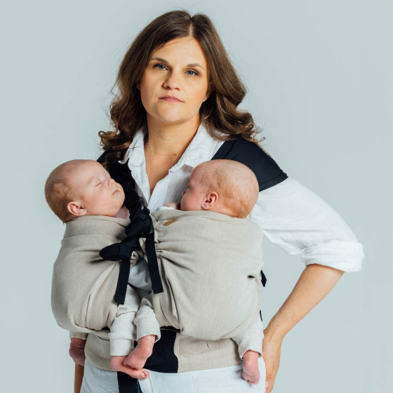 LennyLamb LennyTwin Peanut Butter -  adjustable twin carrier