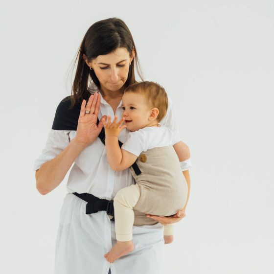 LennyLamb LennyHip Peanut Butter - hip baby carrier