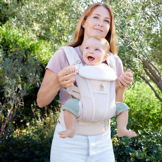 Ergobaby Omni Breeze SoftFlex™ Mesh