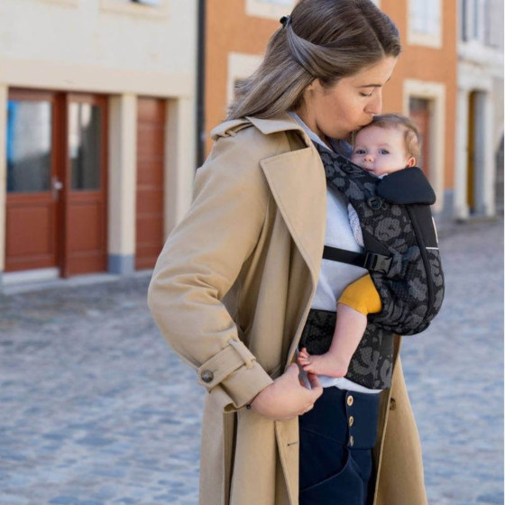 Ergobaby Adapt Soft FlexMesh™