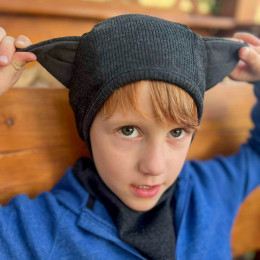 ManyMonths Elephant Hood with Kitty Ears UNiQUE - Cagoule Chat en laine mérinos - Foggy Black