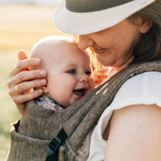 LennyLamb LennyLight Linen Baby Carrier