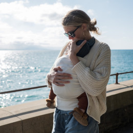 Mama Hangs - Carry & Pack baby carrier - Ecru