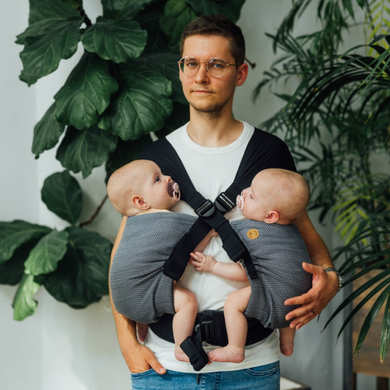 LennyLamb LennyTwin - Little Herringbone Ombre Grey  -  adjustable twin carrier