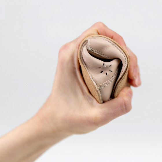 ERDA Fleur - Chaussures Barefoot Enfant à Perforation