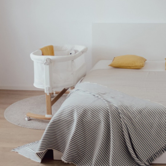 Petite & Mars Glory - Adjustable cot with cradle function 2in1