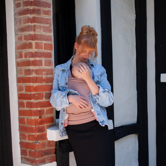 Mama Hangs - Carry & Pack porte-bébé physiologique