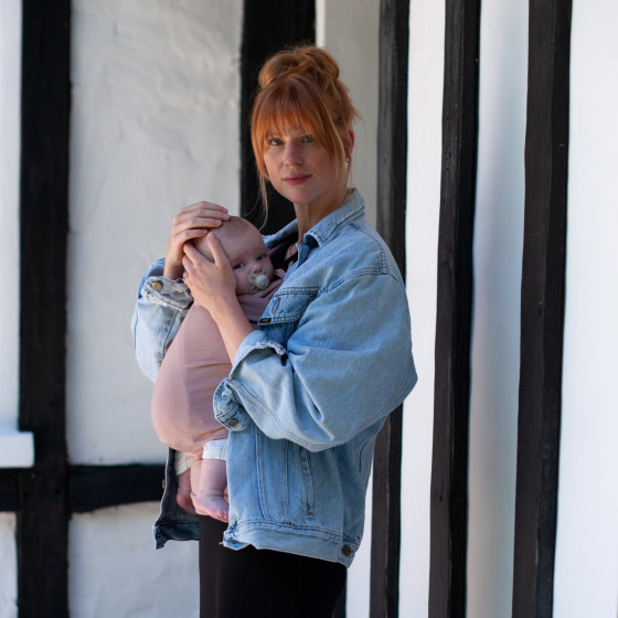 Mama Hangs - Carry & Pack porte-bébé physiologique