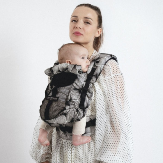 Love Radius PhysioCarrier 2 Babycarrier ergonomic