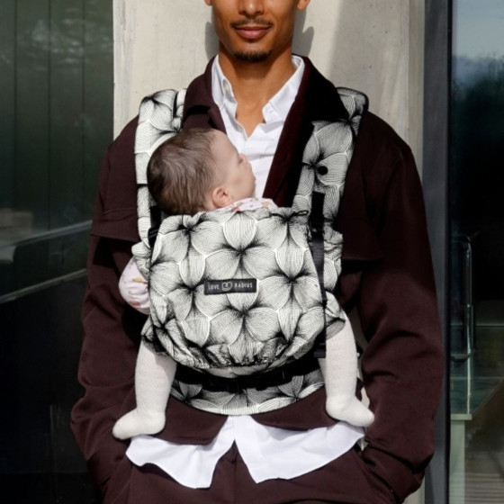 Love Radius PhysioCarrier 2 Babycarrier ergonomic