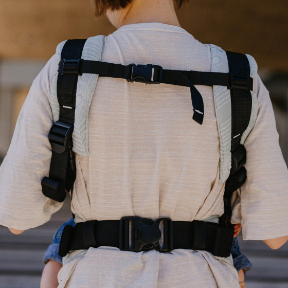 Fidella Fusion baby carrier