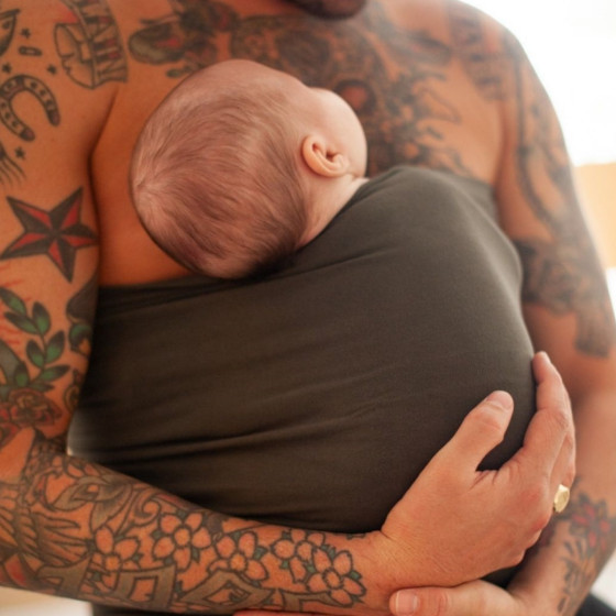 Mama Hangs - Bandeau From Bump to Baby - Bandeau 2 en 1 de grossesse et de peau-à-peau Mama Hangs