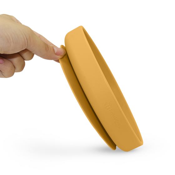 Petite&Mars - Take&Match - Assiette ronde en silicone avec ventouse Petite & Mars