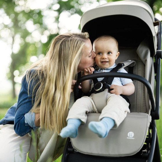 Petite&Mars - Flip - Poussette compacte Petite & Mars