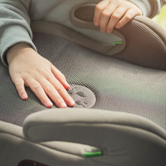 Petite&Mars - Booster Optimus Pro i-Size Booster Seat 125 - 150 cm (22-36 kg)