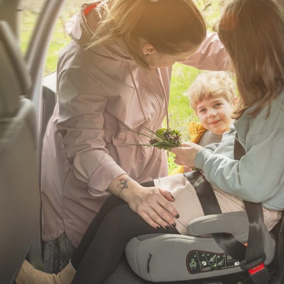 Petite&Mars - Booster Optimus Pro i-Size Booster Seat 125 - 150 cm (22-36 kg)