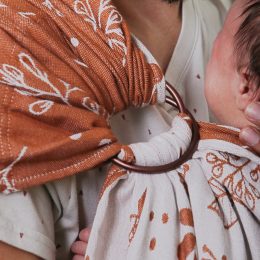 Naturioù Ring Sling Botanie Caramel - écharpe de portage sans noeud