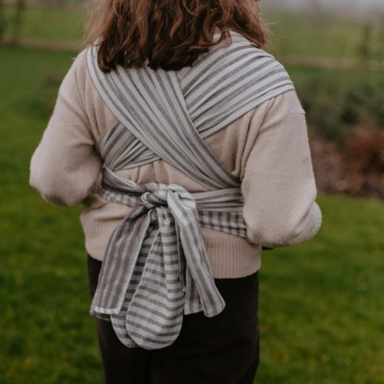 Fidella Fly Tai Babysize - Porte-bébé Meï-taï taille bébé