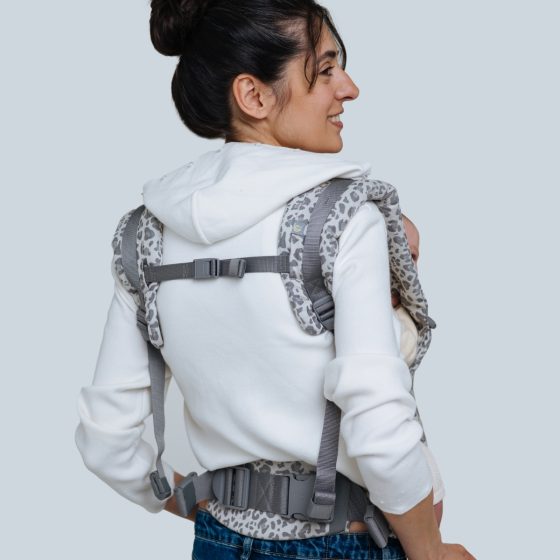 Love and Carry ONE EVO Leo - Newborn ergonomic baby carrier