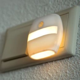 Alecto Veilleuse LED automatique Alecto