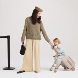 KinderKaft CABBY - Valise cabine enfant avec assise 2 en 1 Kinderkraft
